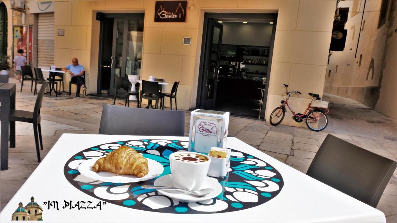 In Piazza Bed & Breakfast Мадзара дел Вало Екстериор снимка