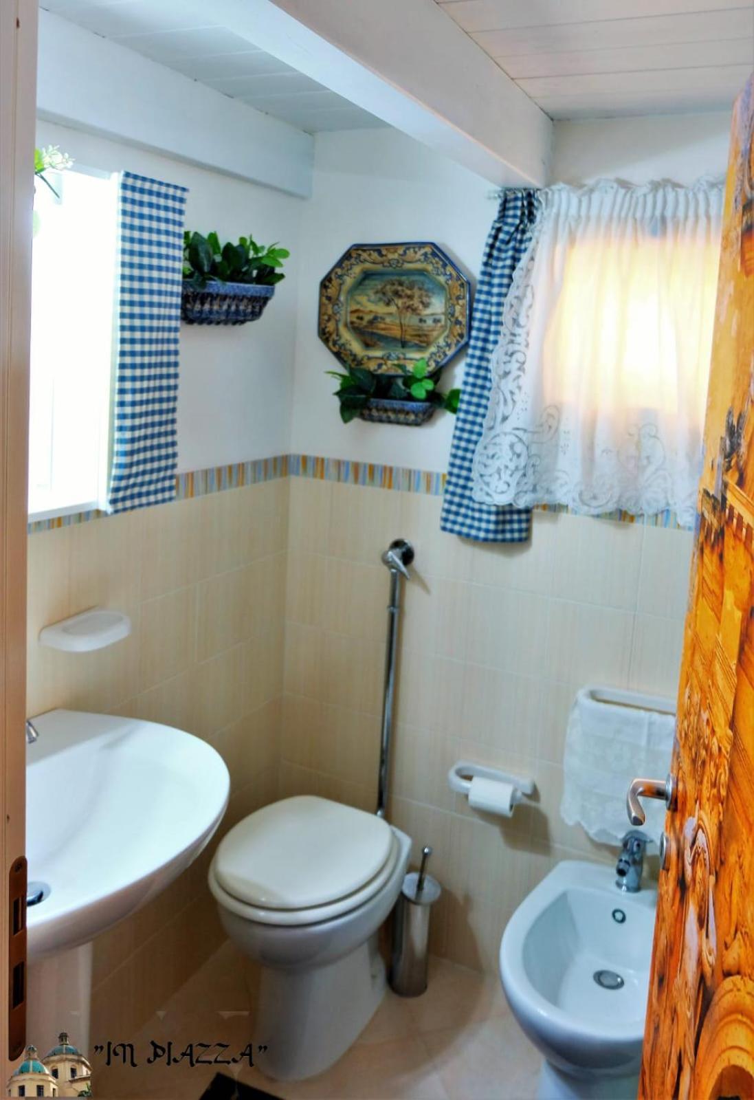 In Piazza Bed & Breakfast Мадзара дел Вало Екстериор снимка